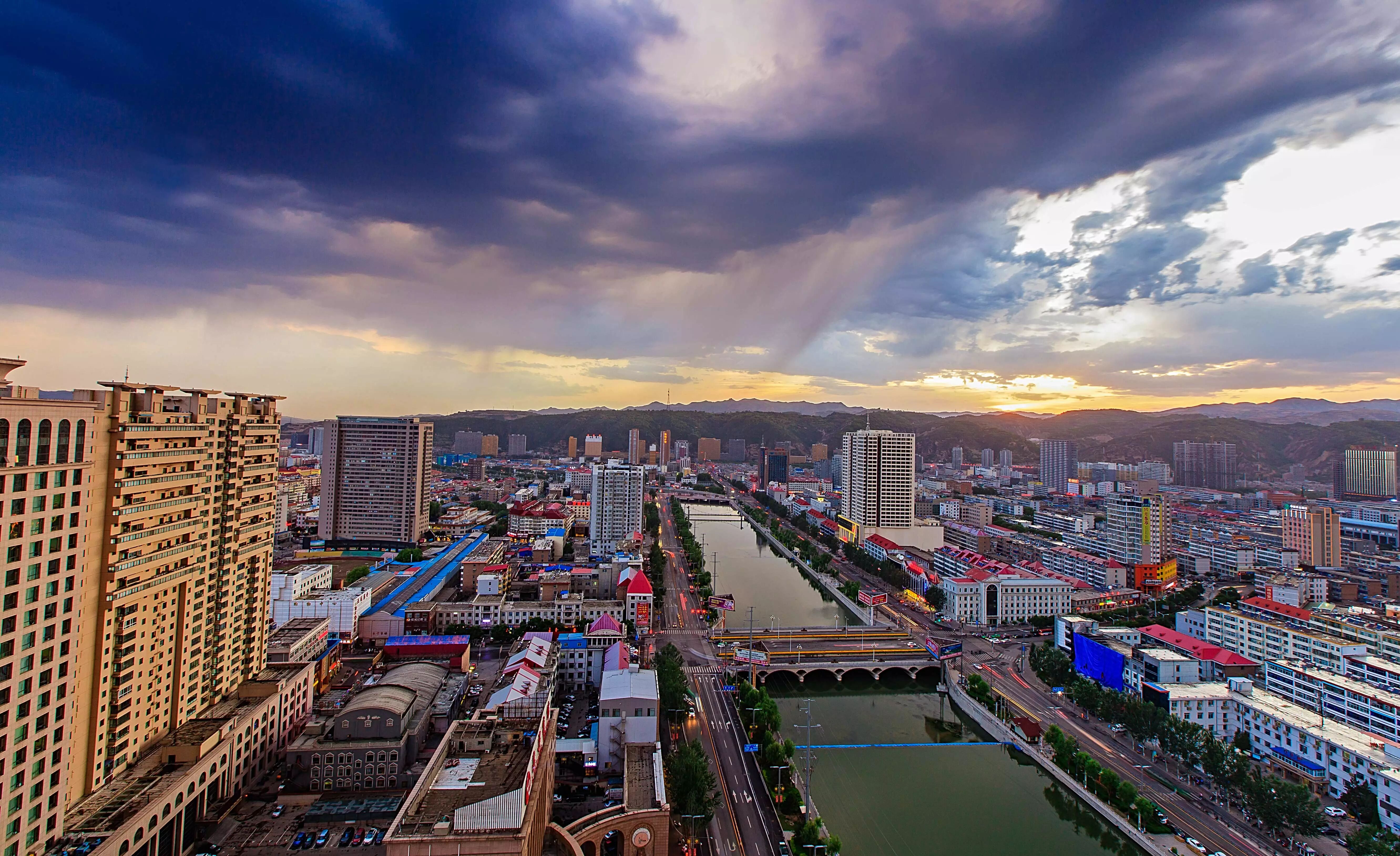 吕梁之光,高科技重塑未来,科技与生活完美融合体验